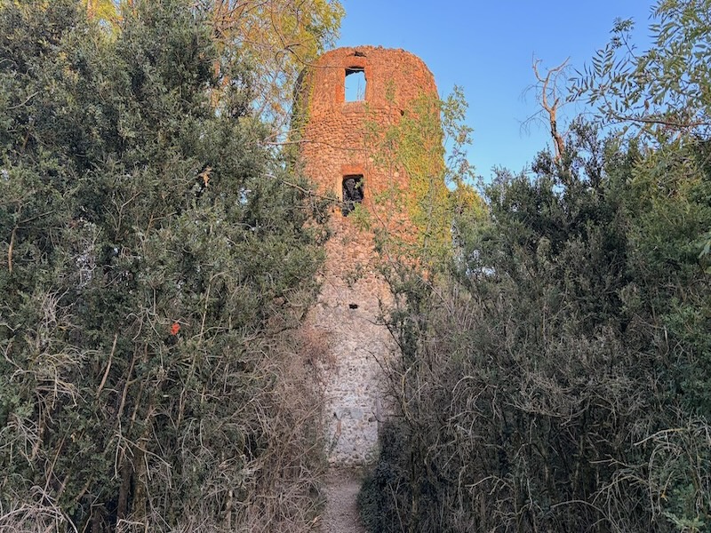 La Tour du Noyer de Ripaille : la légende du batelier et du trésor du diable